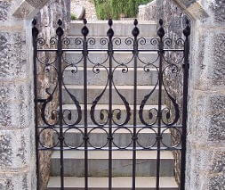 traditional gates and railings gallery