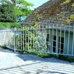 Iron Gates Railings8 0